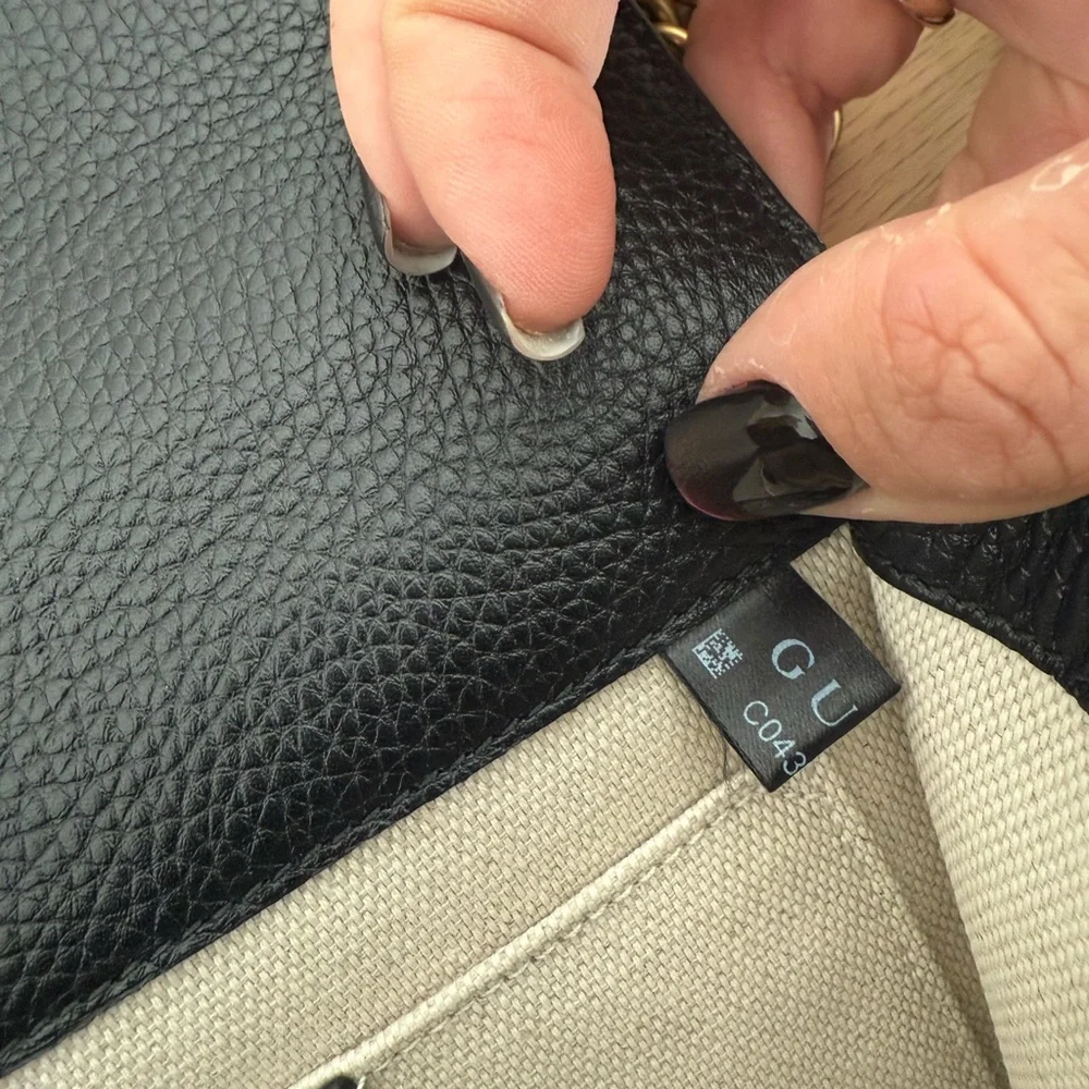Gucci Small GG Marmont Crossbody Chain Bag - Picture 9 of 12